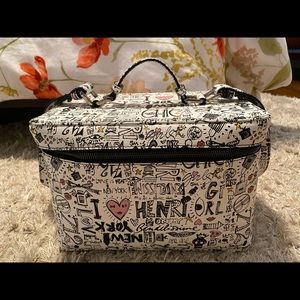 Henri Bendel West 57th Train Case